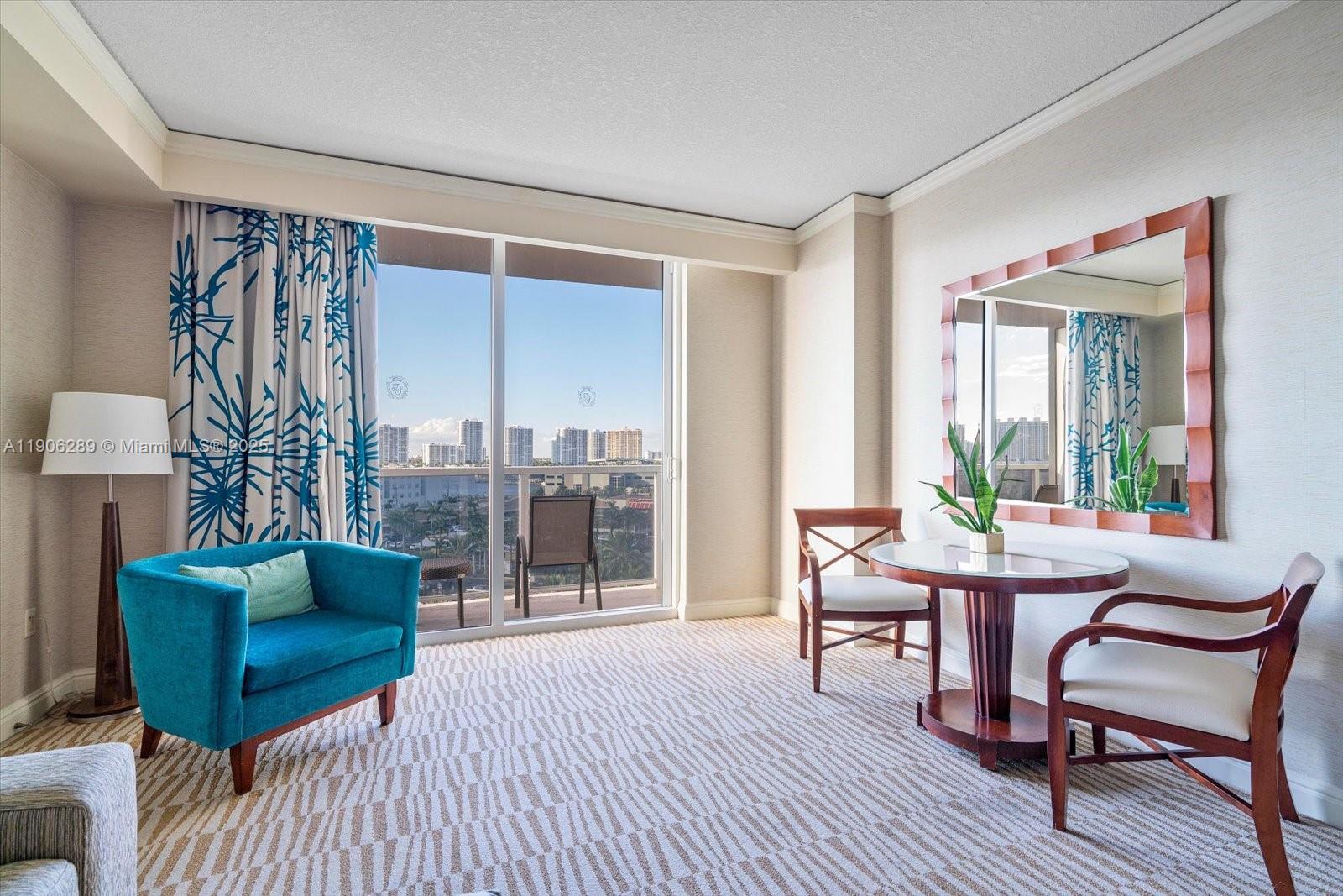 TRUMP INTERNATIONAL SONES - Residential