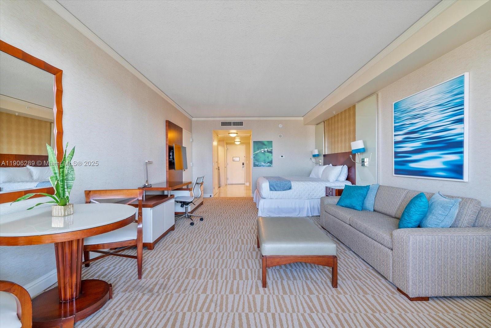 TRUMP INTERNATIONAL SONES - Residential