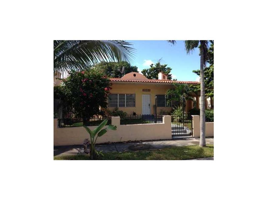 UNIQUE MULTI-FAMILY In the heart of Miami close to Coral Gable, Coconut grove, Brick ell and downtown Miami  cash or conventional financed