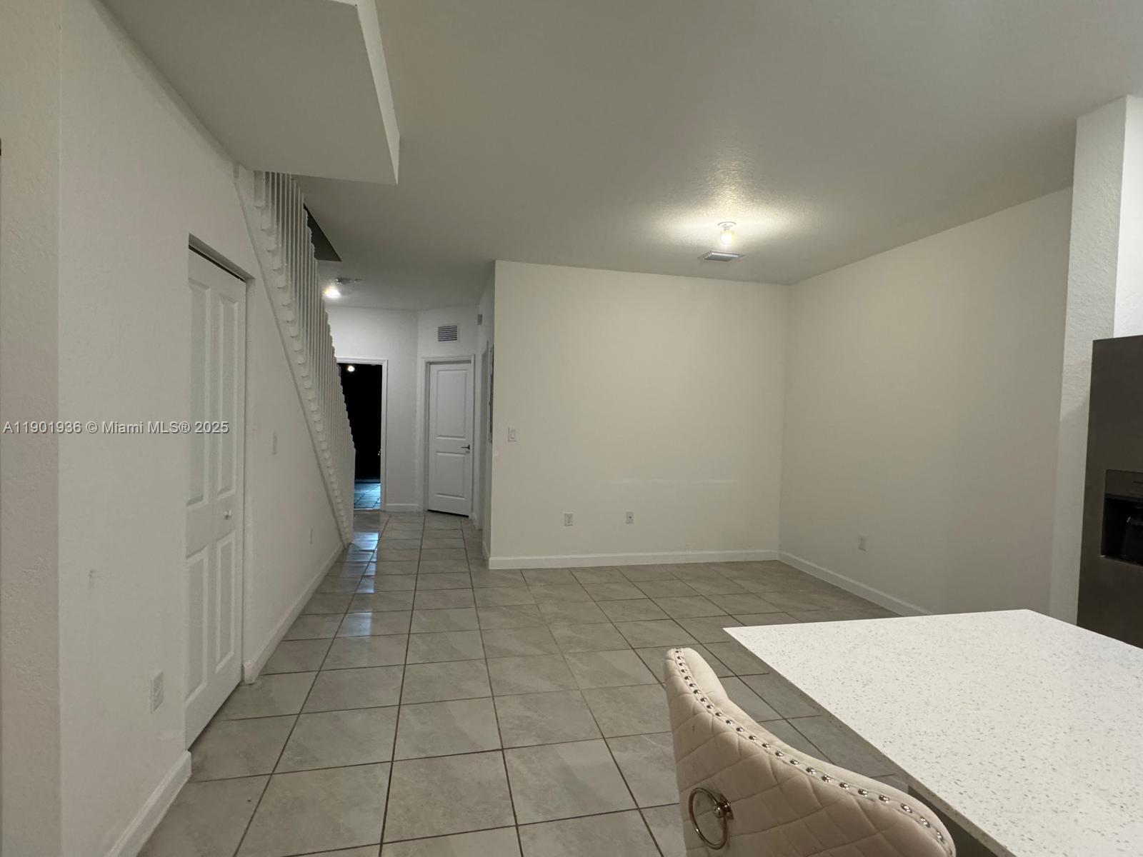 HOMESTEAD PARK OF COMMERC - Residential Lease