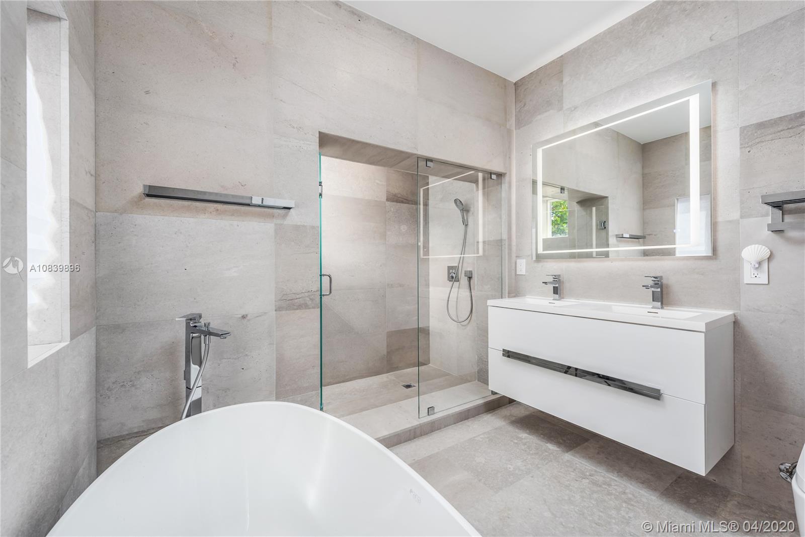 BELLE ISLE VILLAS 2ND SEC - Residential Lease