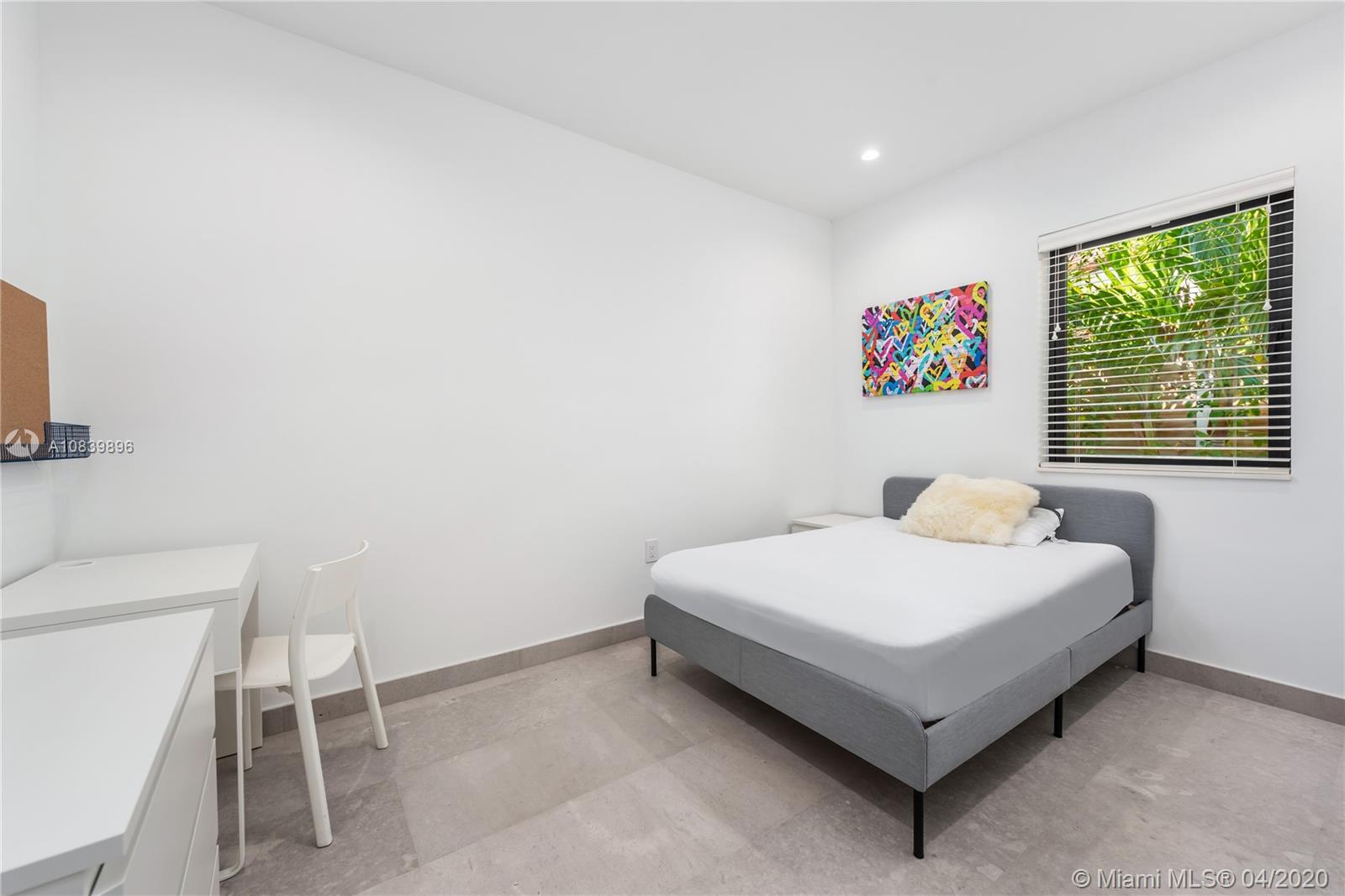 BELLE ISLE VILLAS 2ND SEC - Residential Lease