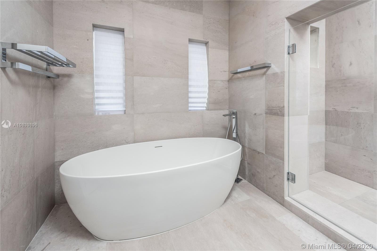 BELLE ISLE VILLAS 2ND SEC - Residential Lease