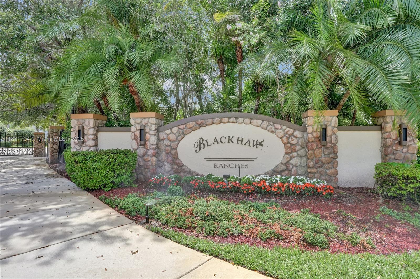 11056 Blackhawk Blvd
