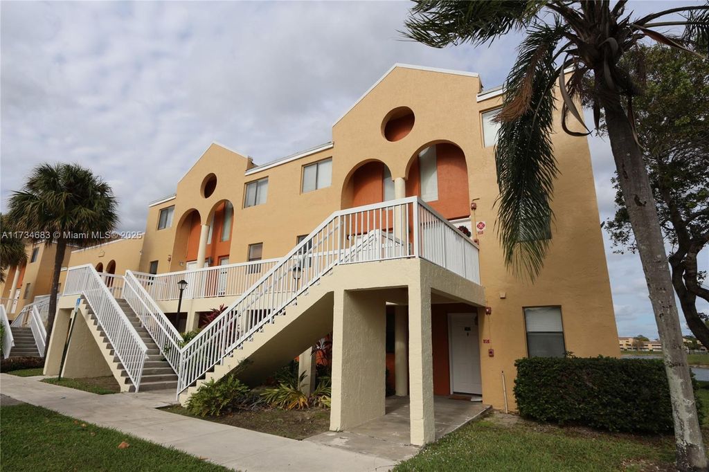 Photo of 5200 NW 31st Ave #199, Fort Lauderdale, FL 33309 (MLS # A11734683)