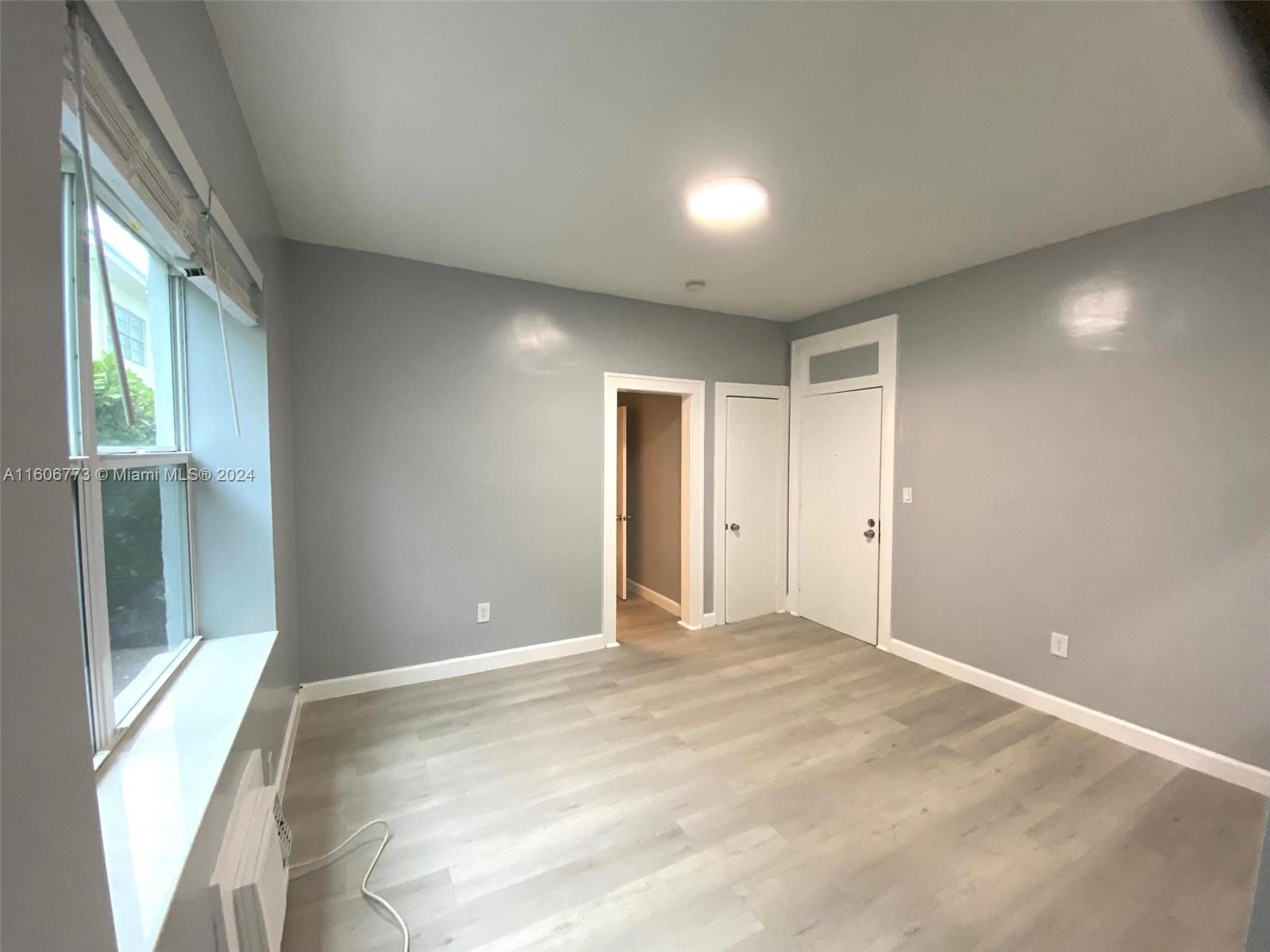 THE MICHIGAN CONDO - Residential Lease