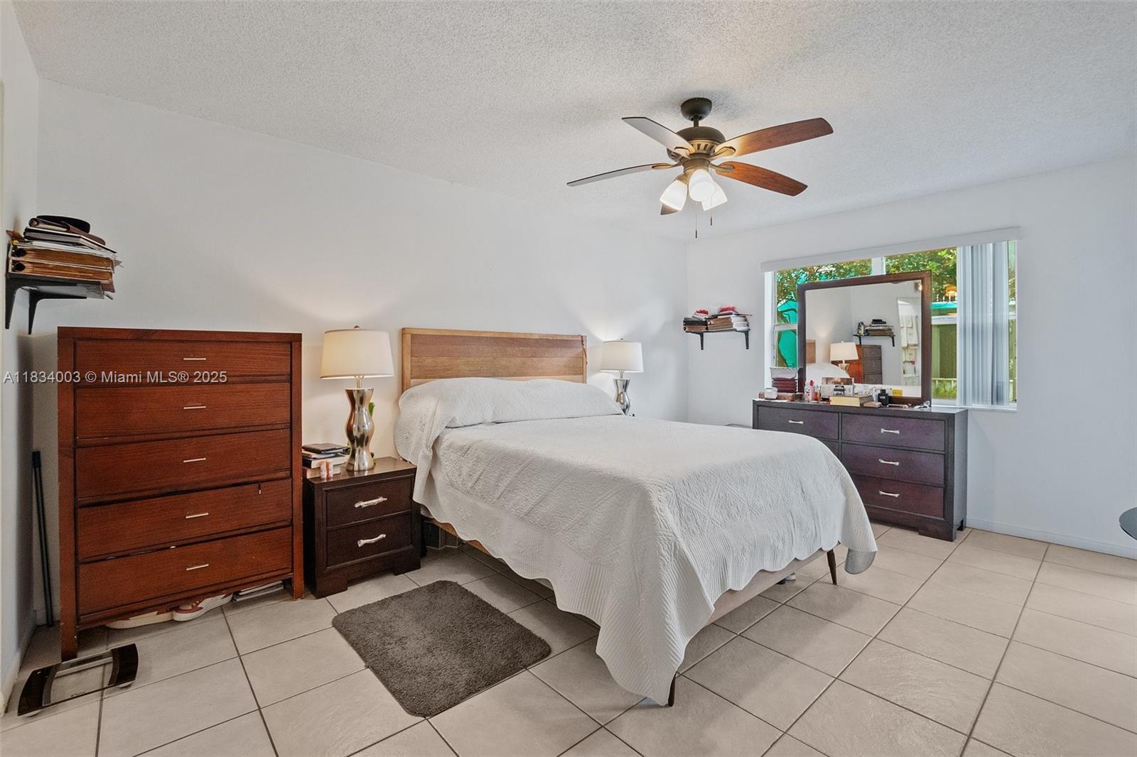 KEYS GATE CONDO NO ONE - Residential