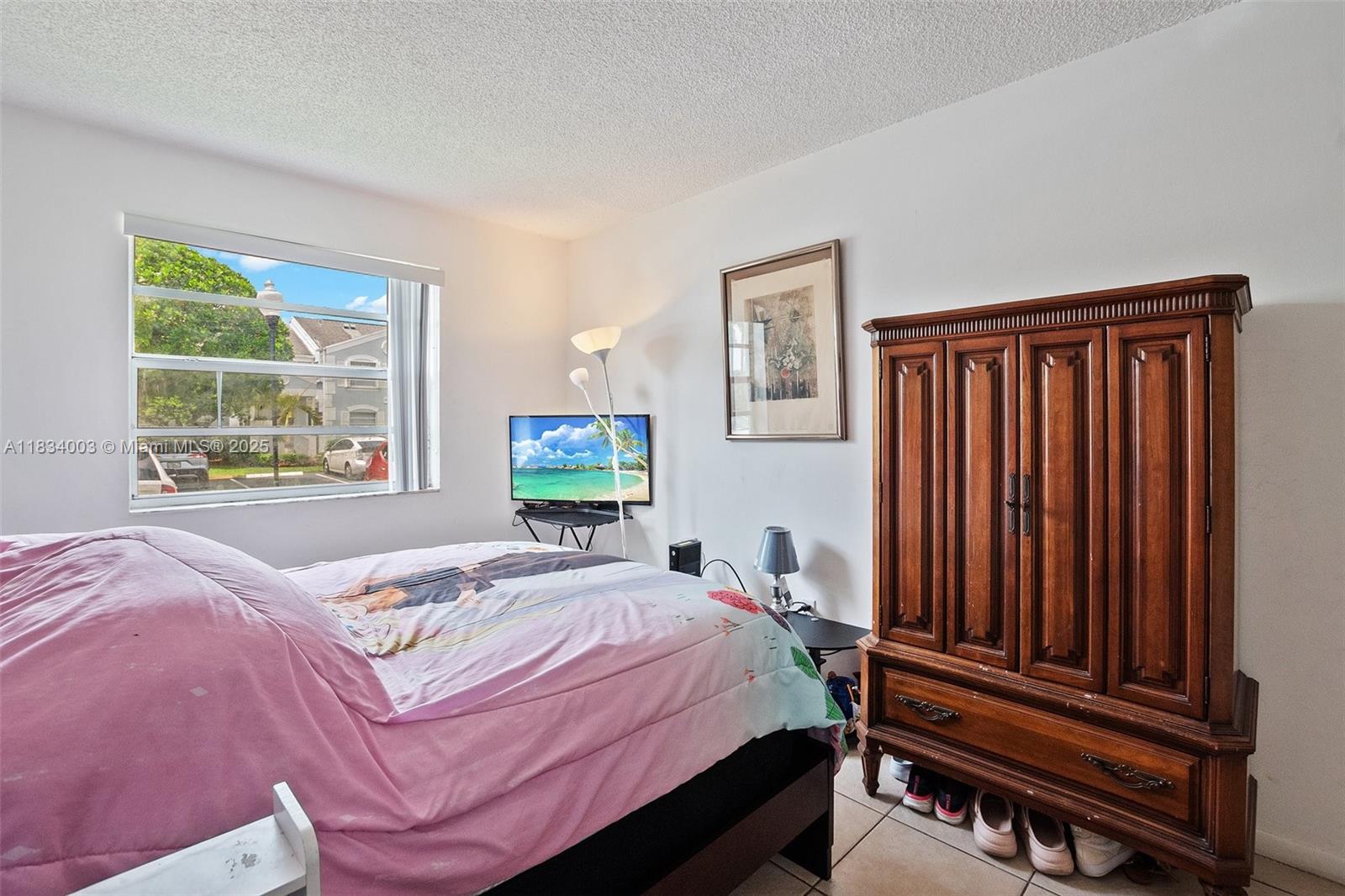 KEYS GATE CONDO NO ONE - Residential