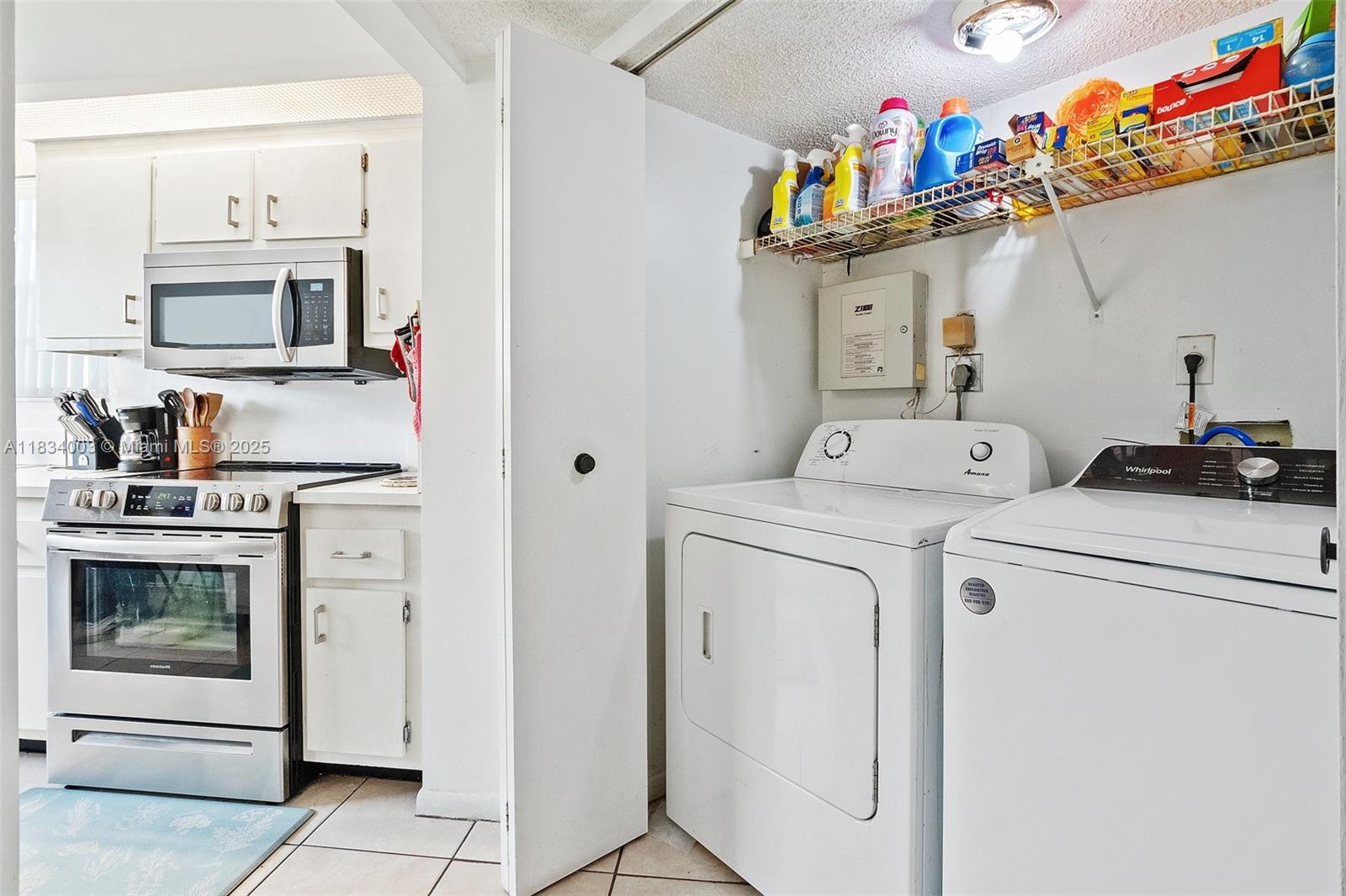 KEYS GATE CONDO NO ONE - Residential