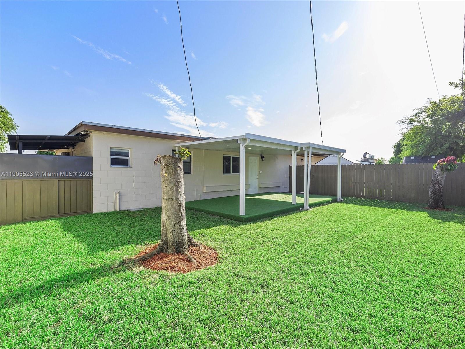 CAROL CITY - Residential Lease