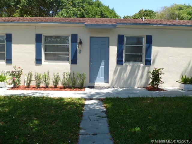 Hollywood Lawns 2-58 B - Residential Lease