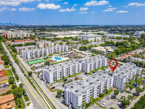 Condominium in Miami FL 8185 7th St St 30.jpg