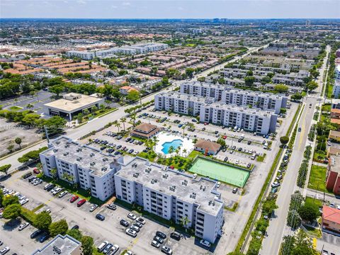 Condominium in Miami FL 8185 7th St St 35.jpg