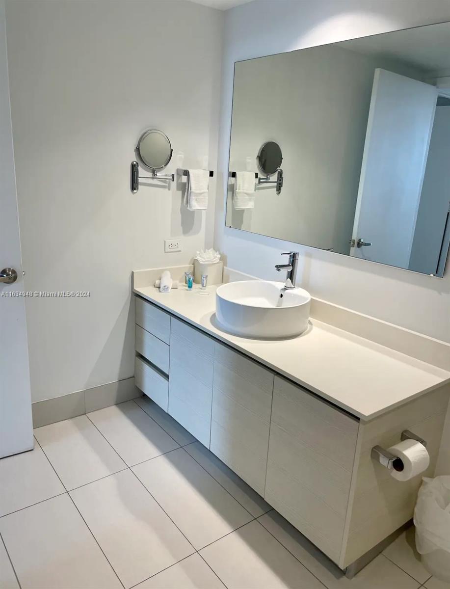 BEACHWALK CONDOMINIUM - Residential