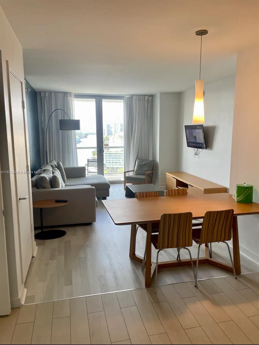 BEACHWALK CONDOMINIUM - Residential