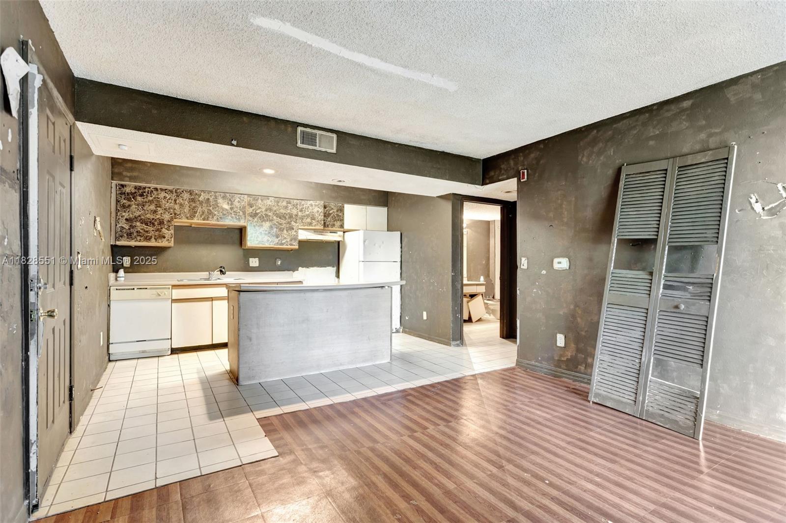 4055 W Mcnab Rd H103