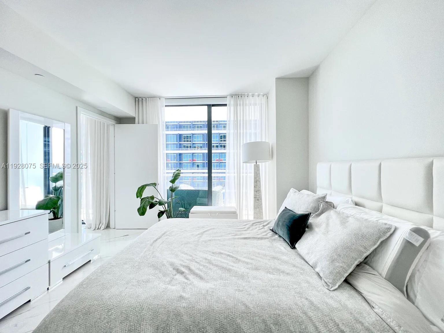 1300 S MIAMI AVENUE CONDO - Residential