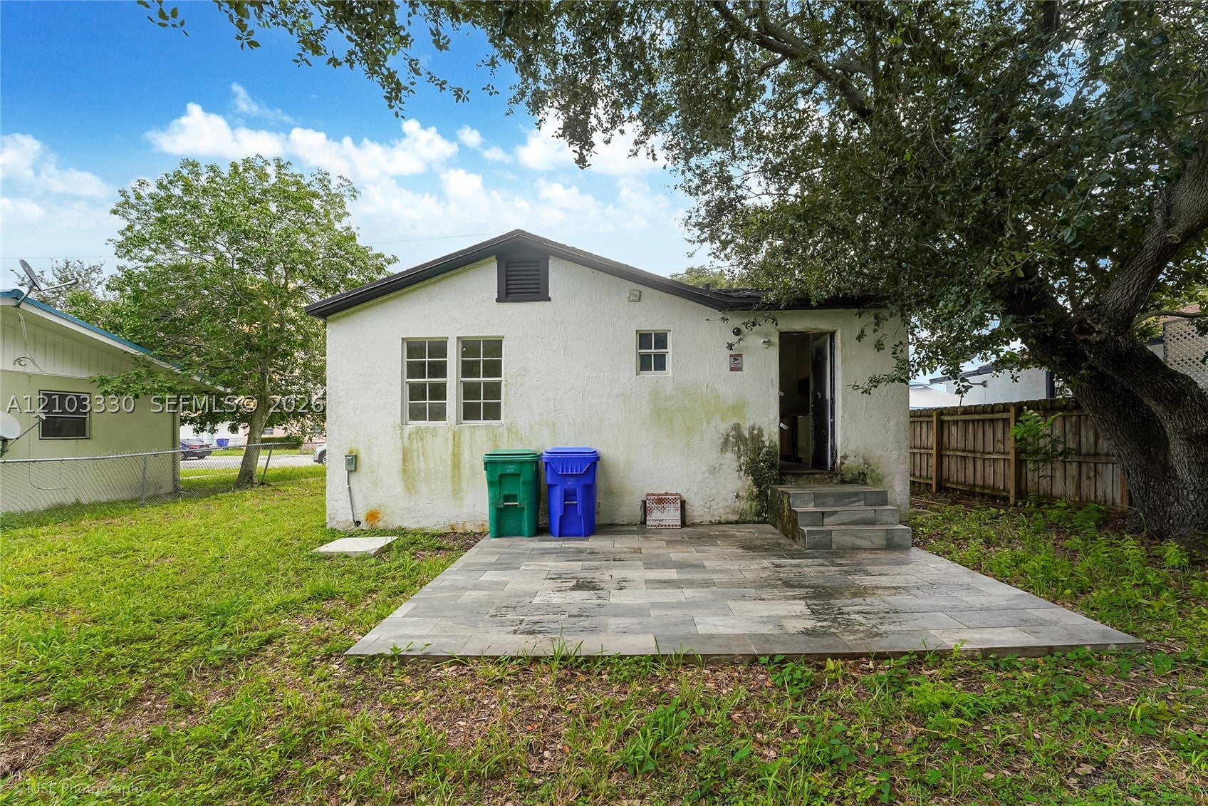 1053 NW 55th St