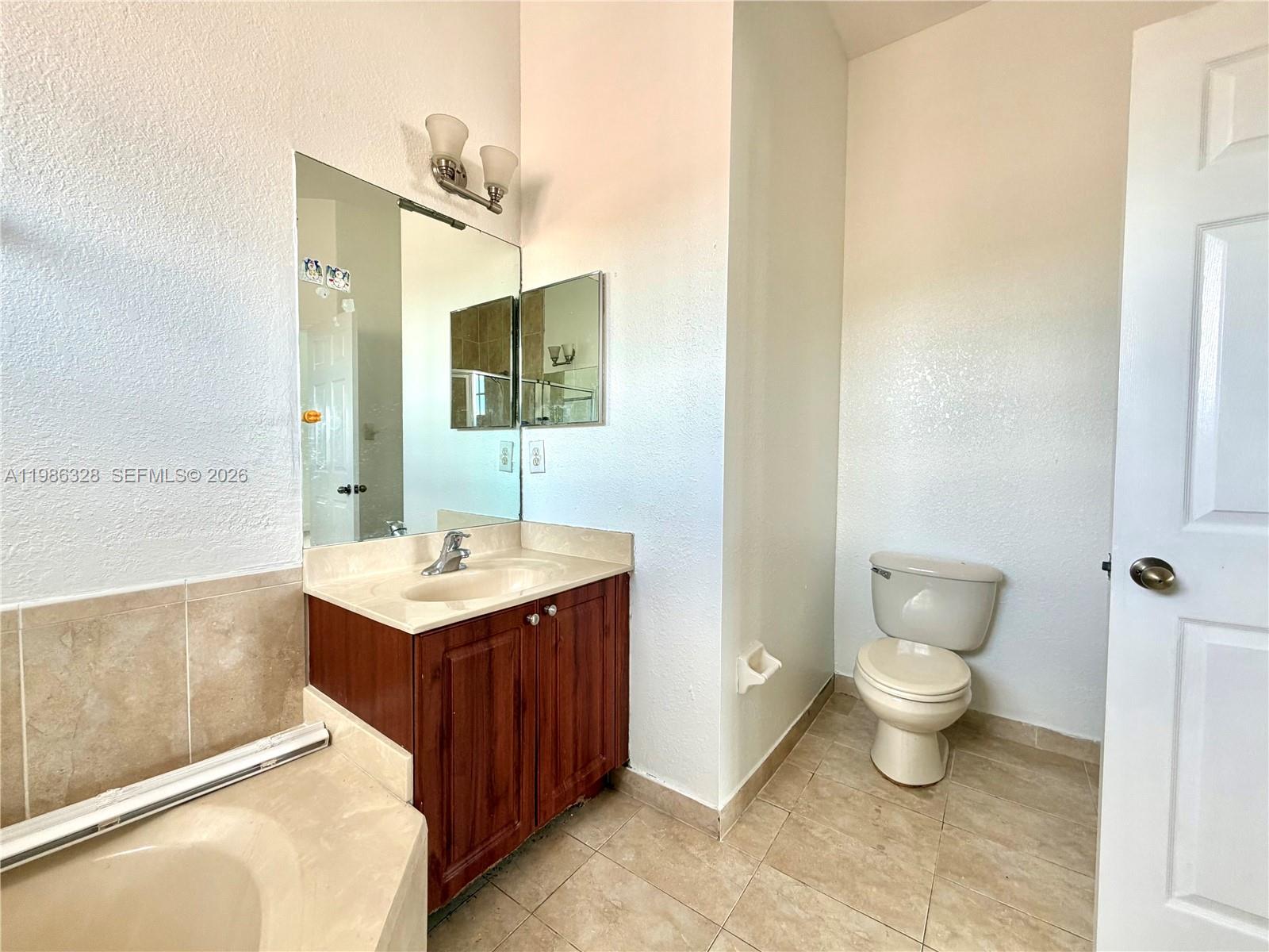 ALEXANDRIA ESTATES SUBDIV - Residential Lease