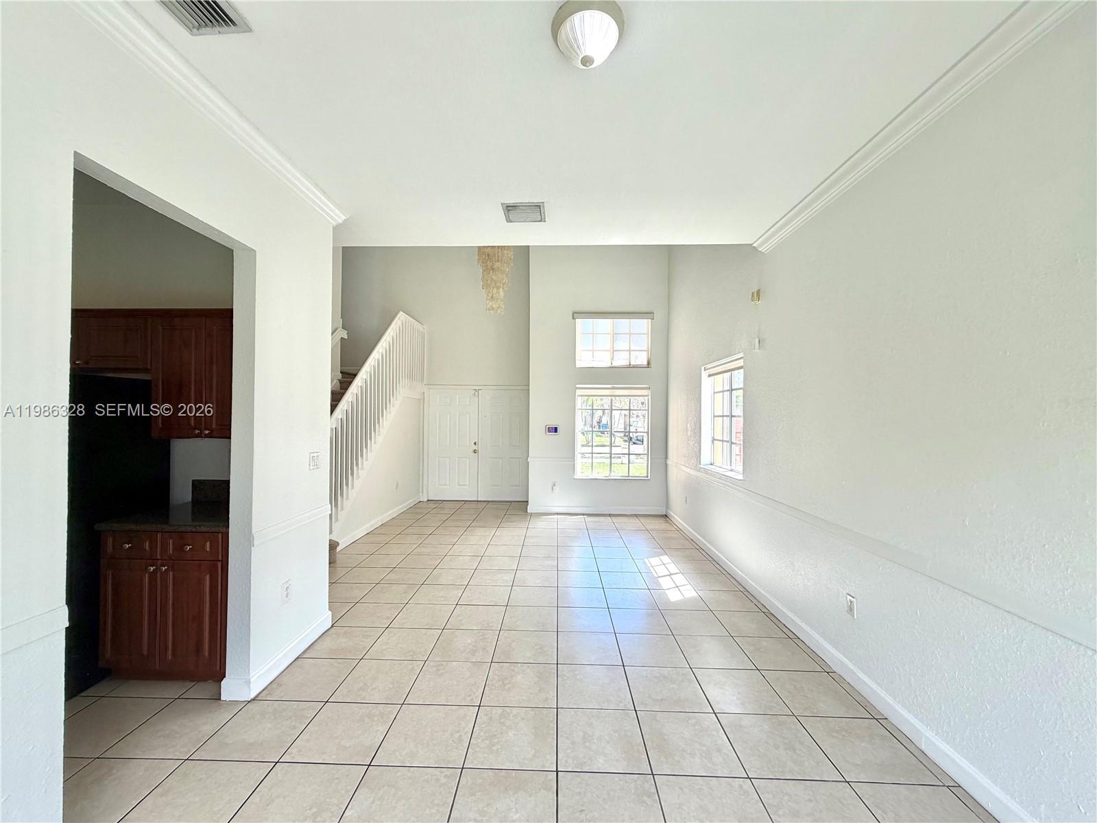 ALEXANDRIA ESTATES SUBDIV - Residential Lease