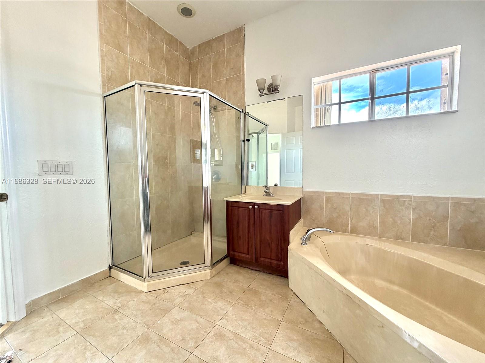 ALEXANDRIA ESTATES SUBDIV - Residential Lease