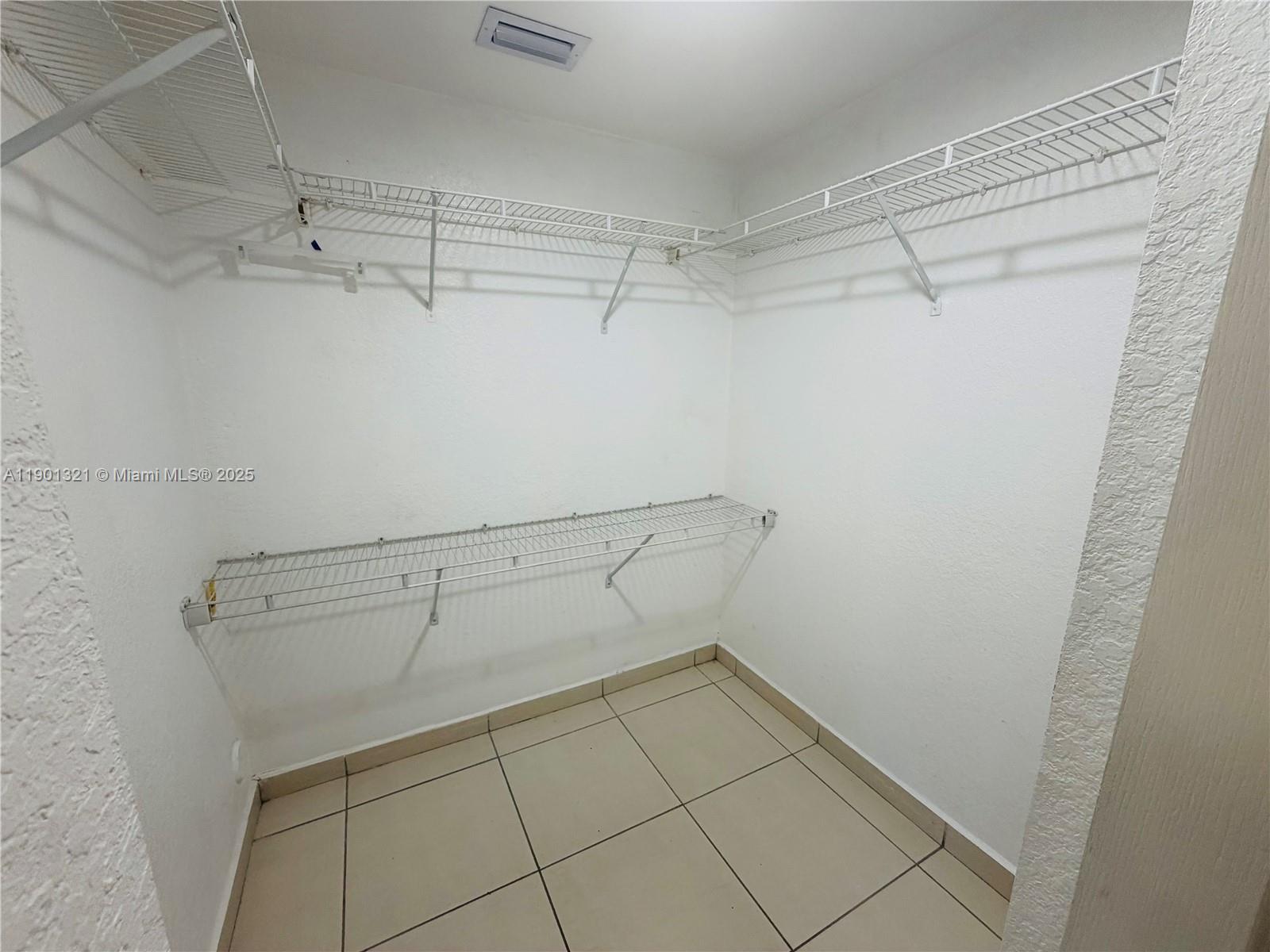 BELLEVIEW VILLAS CONDO NO - Residential Lease