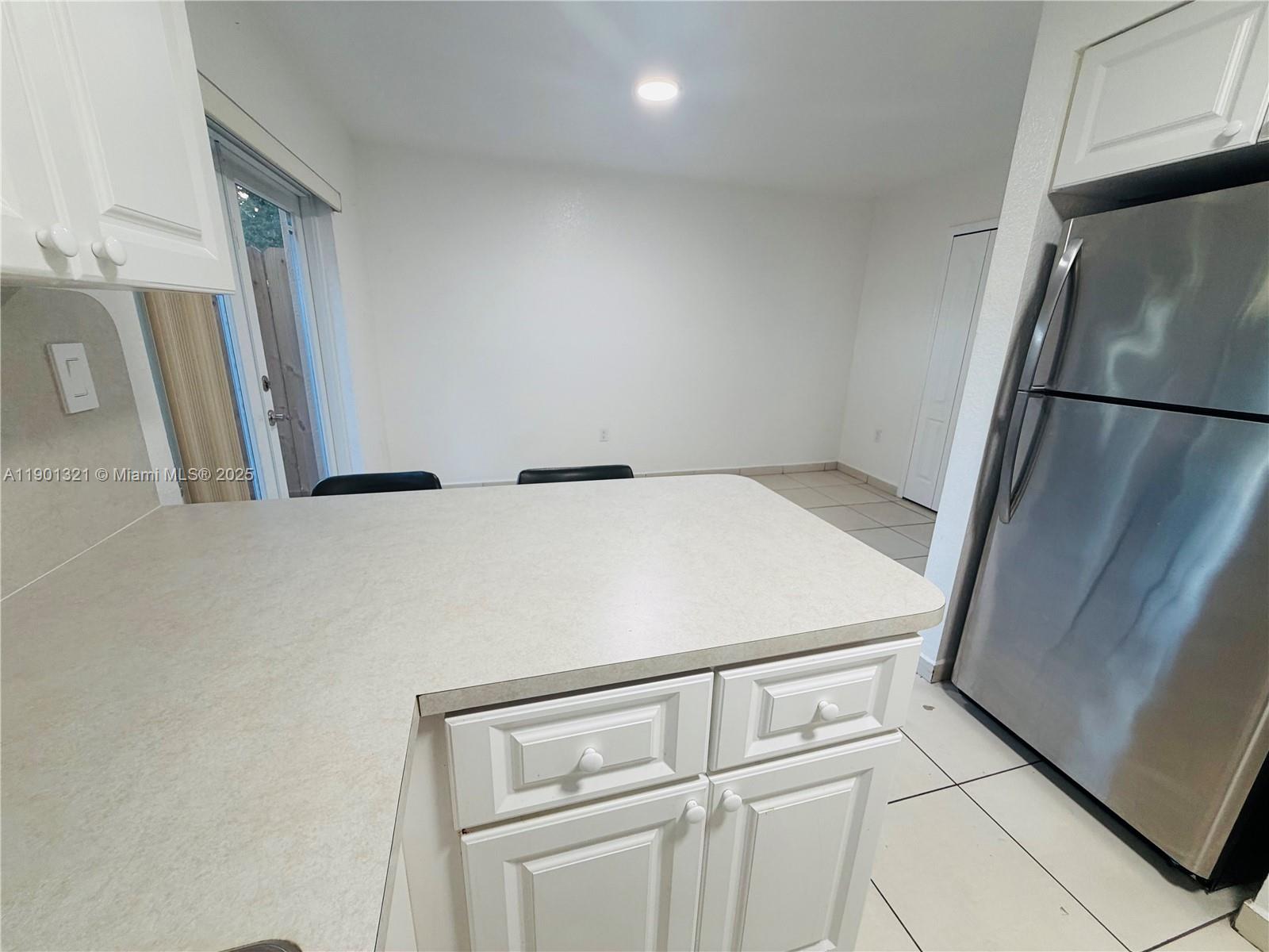 BELLEVIEW VILLAS CONDO NO - Residential Lease