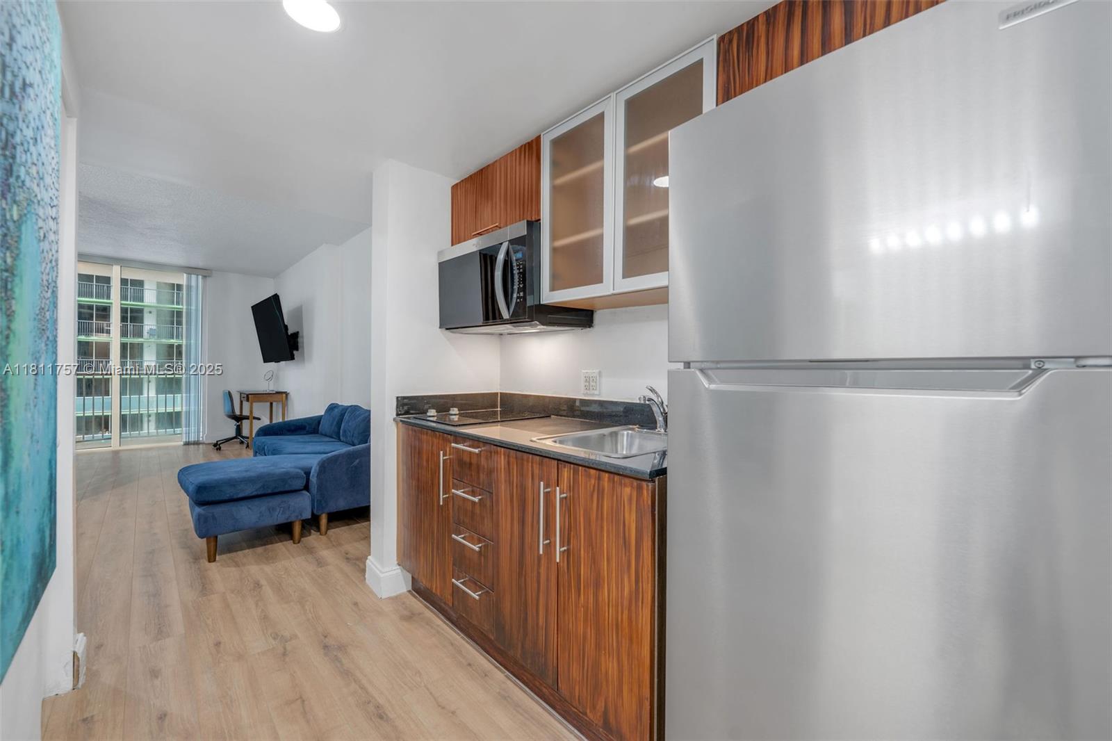 OPERA TOWER CONDO - Residential