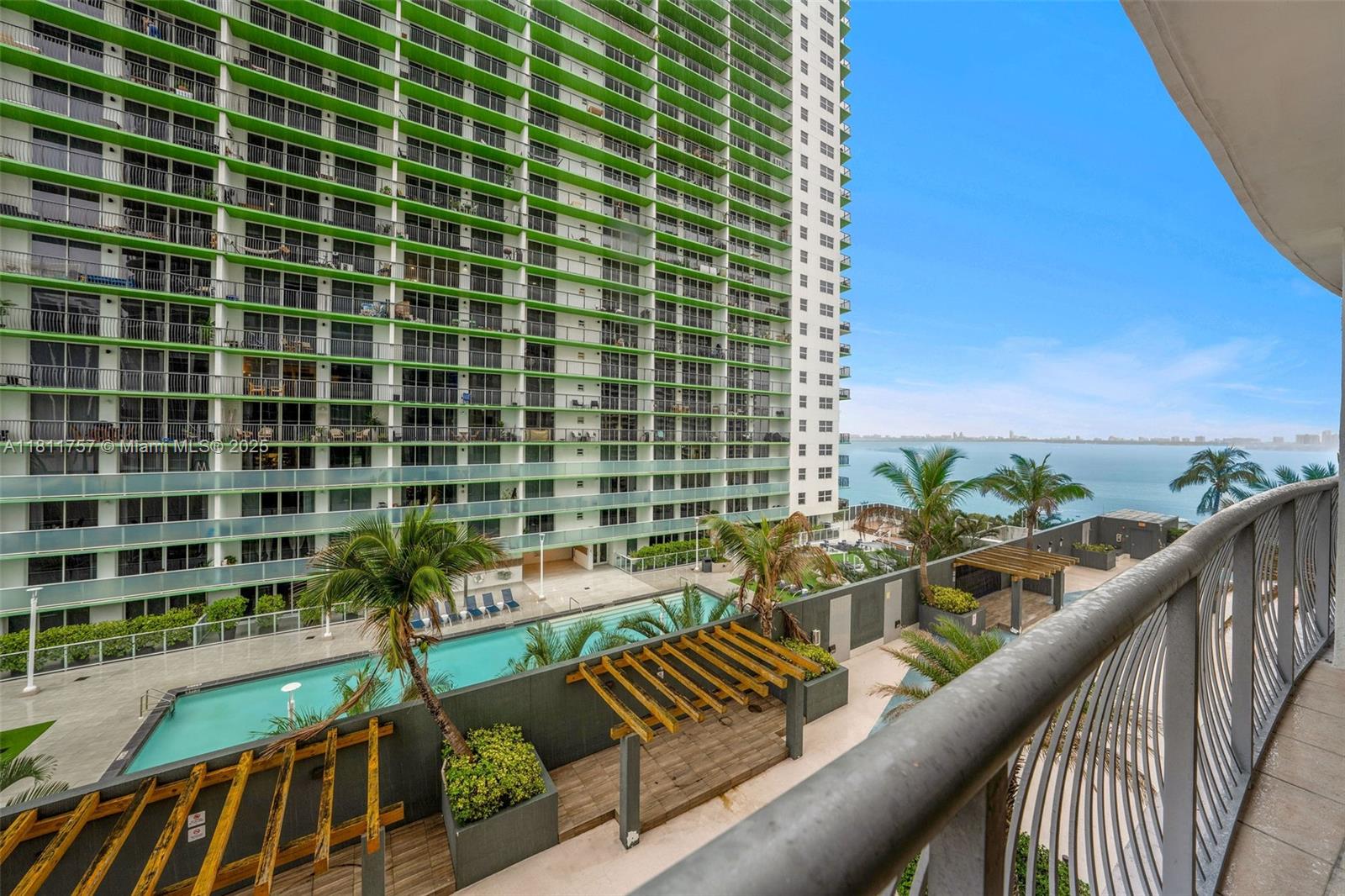 OPERA TOWER CONDO - Residential