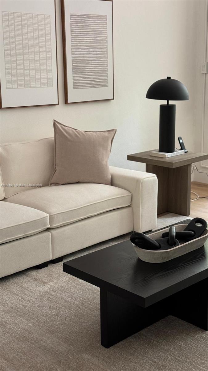 GRIFFING BISCAYNE PARK ES - Residential Lease