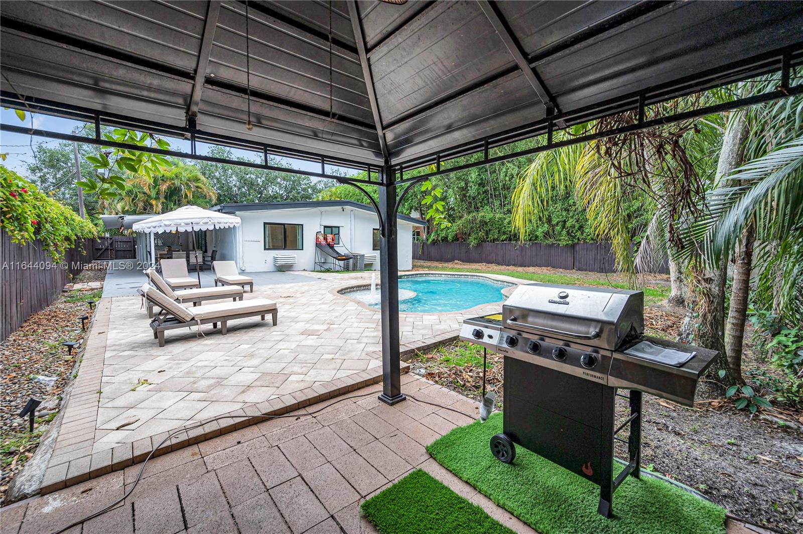 GRIFFING BISCAYNE PARK ES - Residential Lease