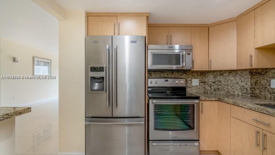 HEMISPHERES CONDO - Residential