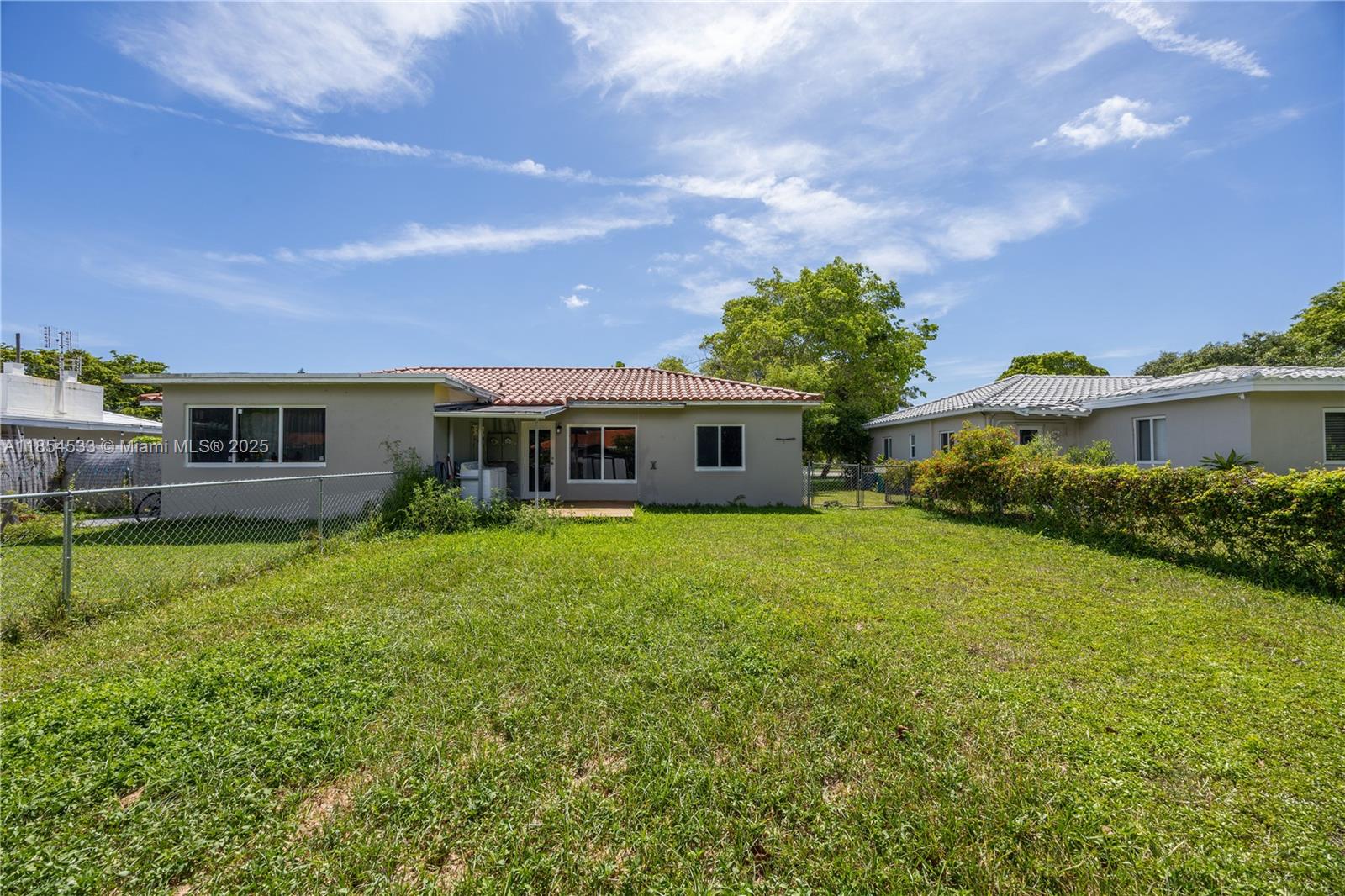 RICHARDS MIAMI SHORES - Residential Income