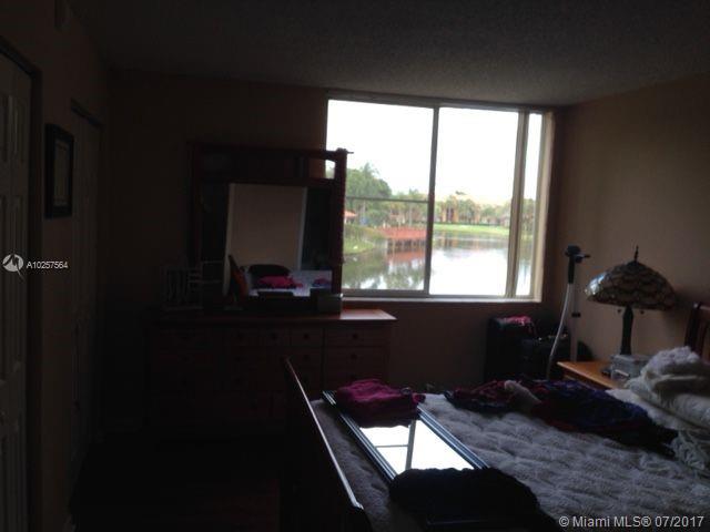 LAKES OF JACARANDA BLDG 1 - Residential Lease