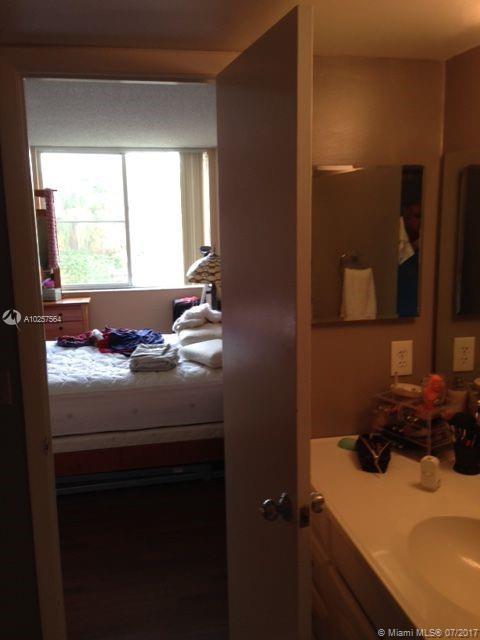 LAKES OF JACARANDA BLDG 1 - Residential Lease