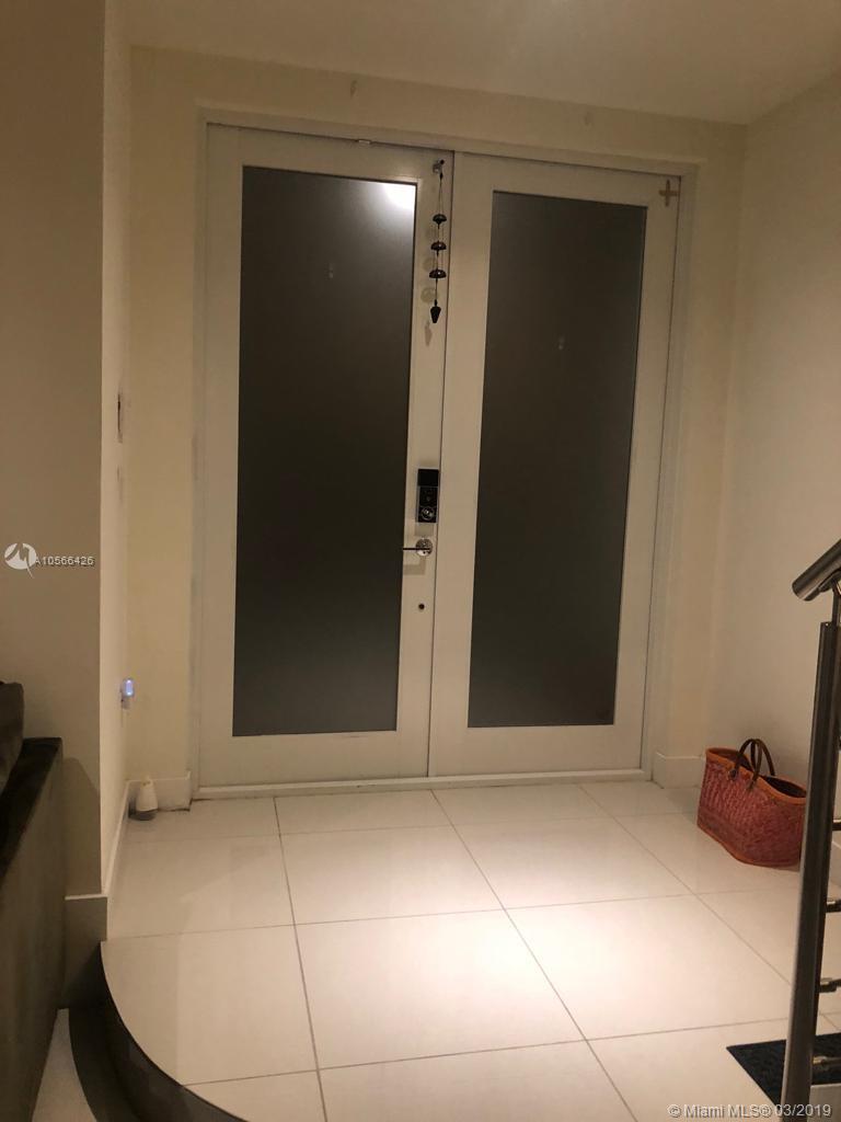 LANDMARK AT DORAL - Residential