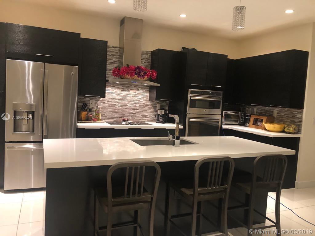 LANDMARK AT DORAL - Residential