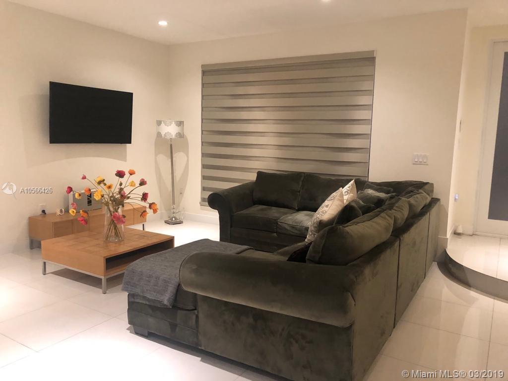 LANDMARK AT DORAL - Residential