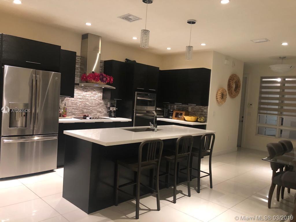 LANDMARK AT DORAL - Residential