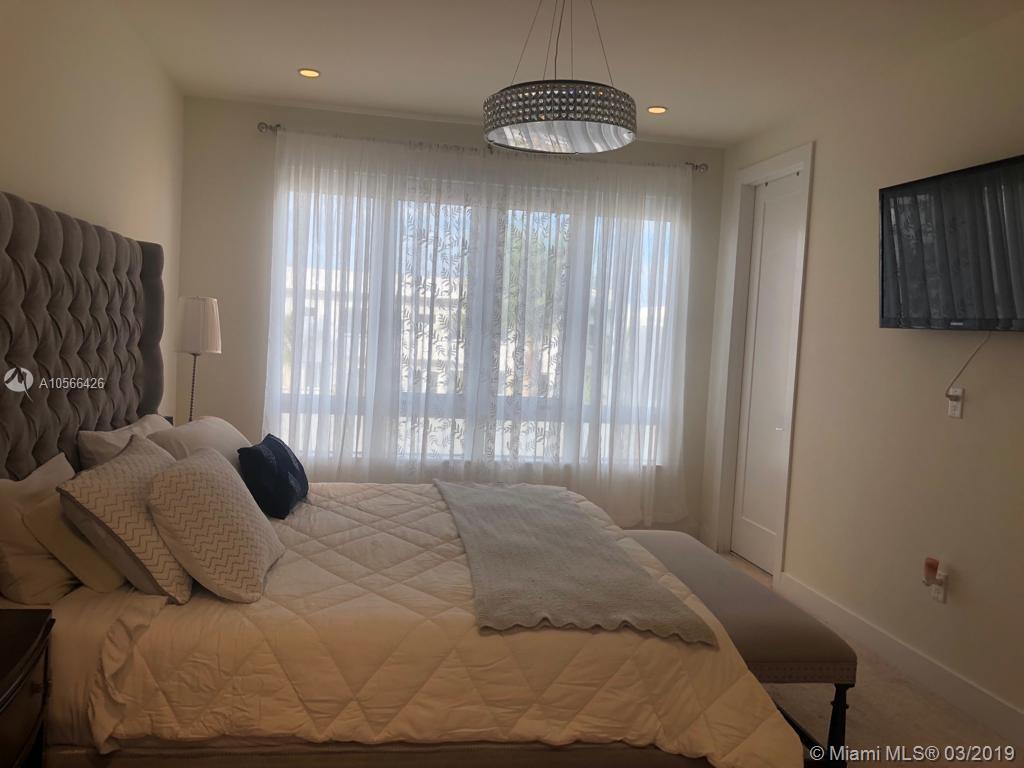 LANDMARK AT DORAL - Residential