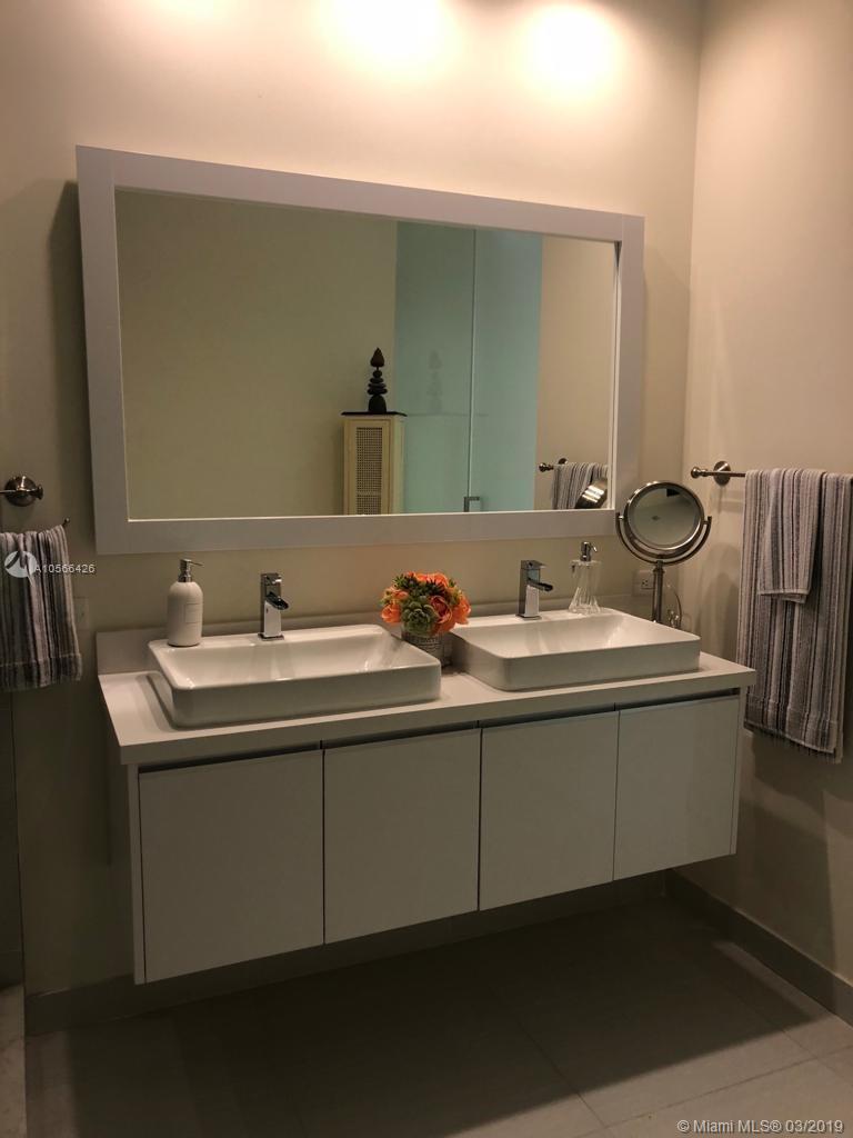 LANDMARK AT DORAL - Residential