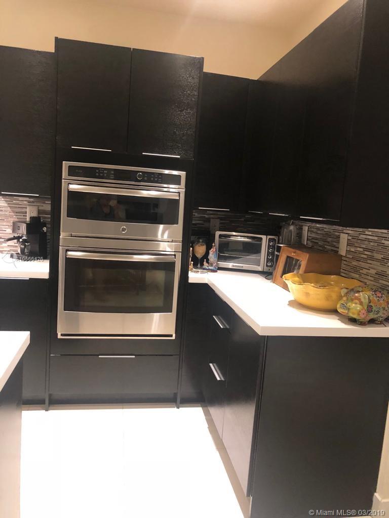 LANDMARK AT DORAL - Residential