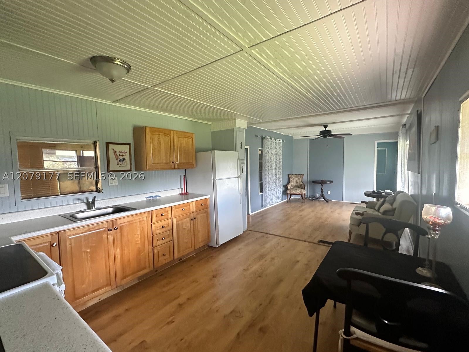 4046 67th Ln