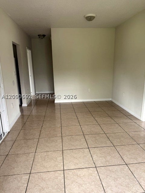2472 NW 65th St