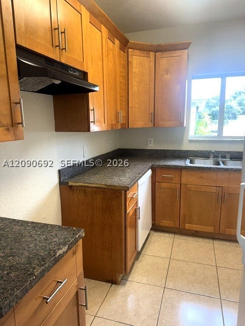2472 NW 65th St