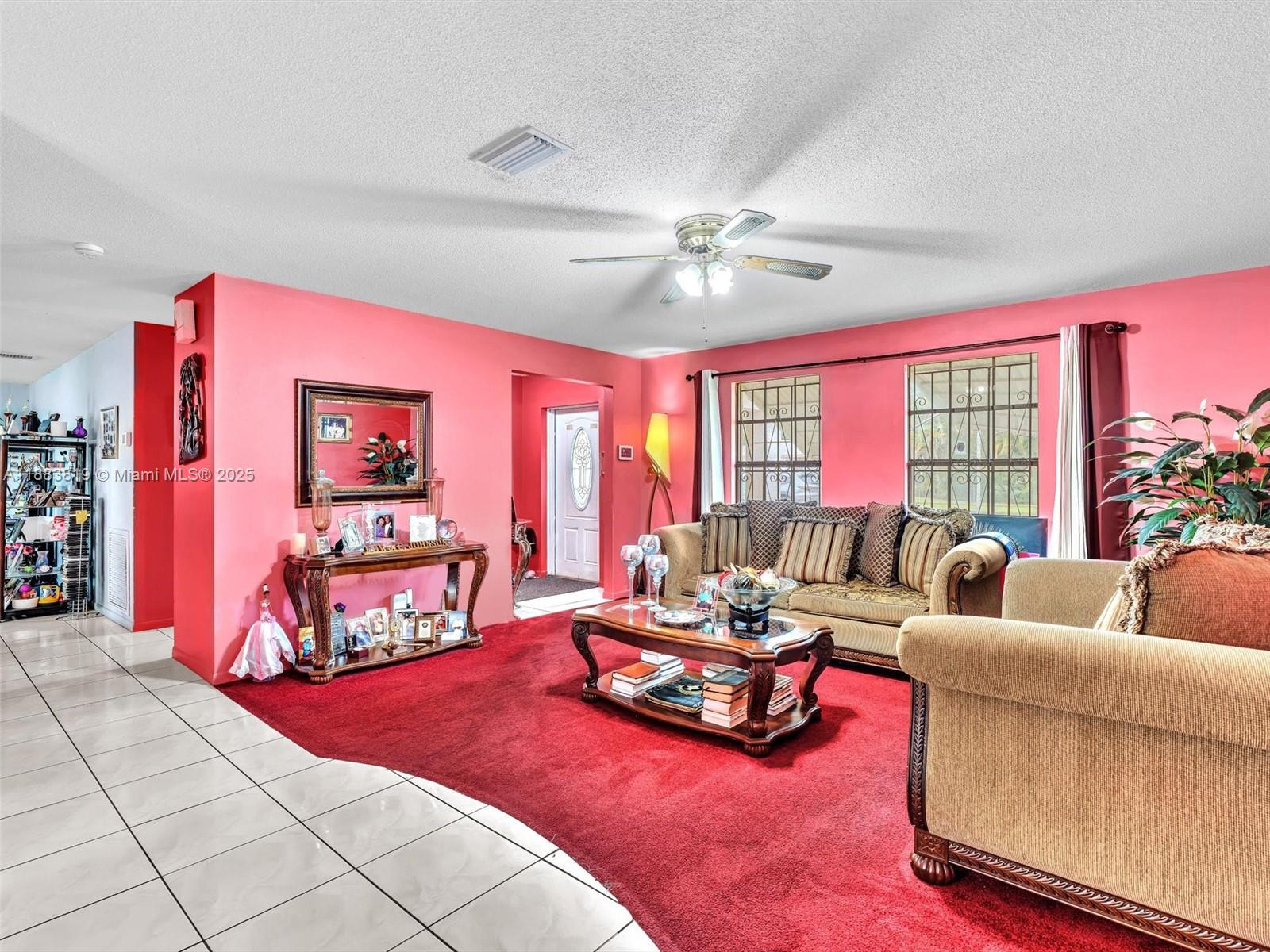 SUNSET PARK - Residential