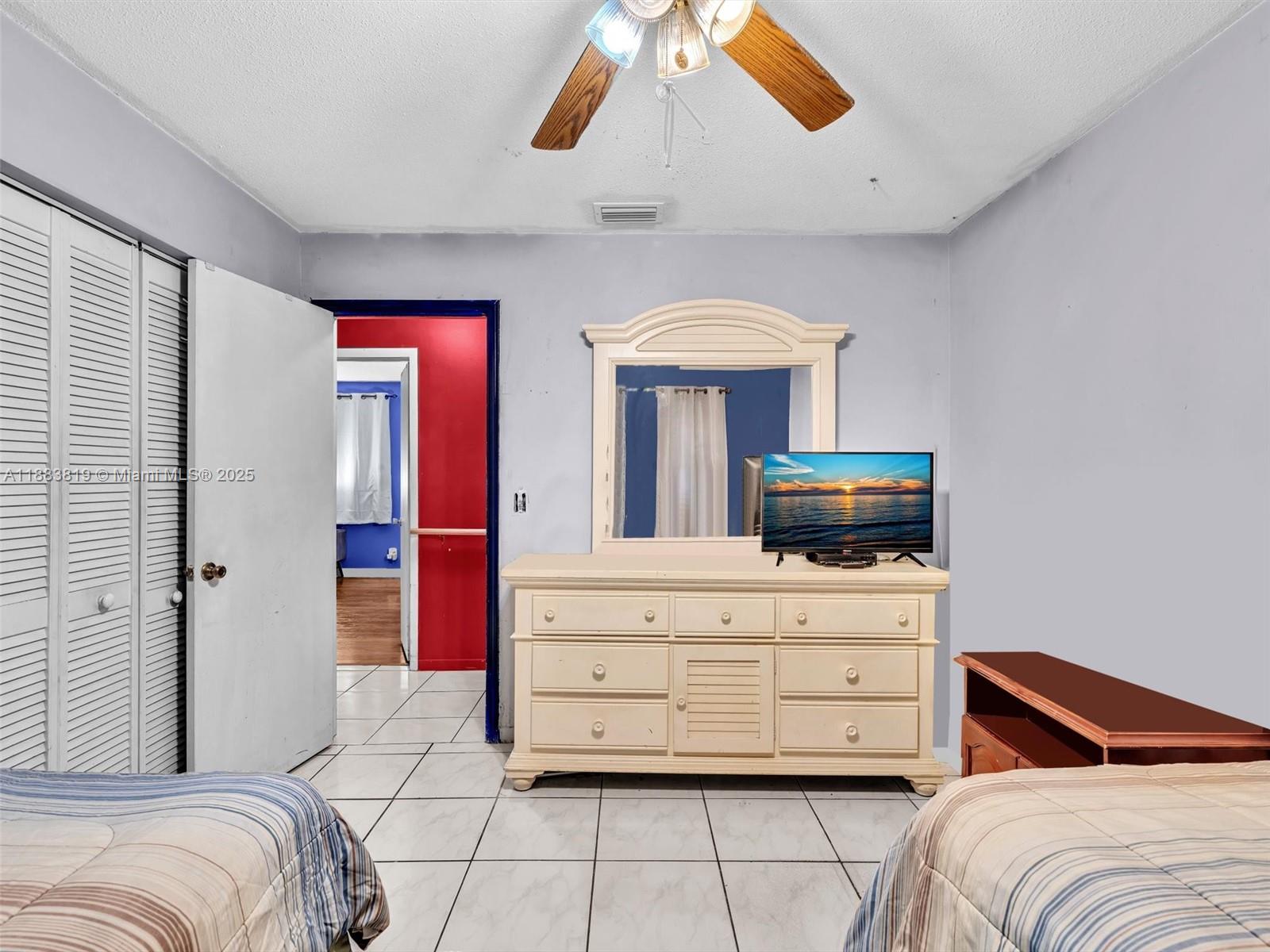 SUNSET PARK - Residential