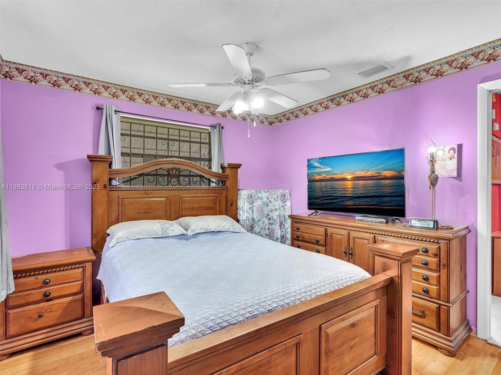 SUNSET PARK - Residential