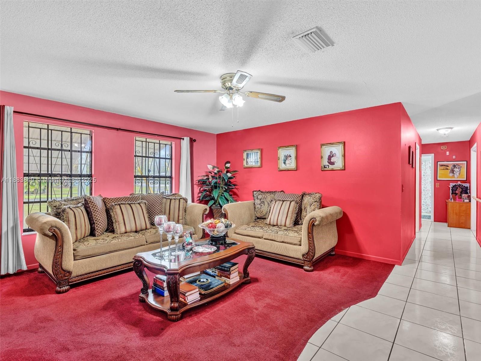 SUNSET PARK - Residential