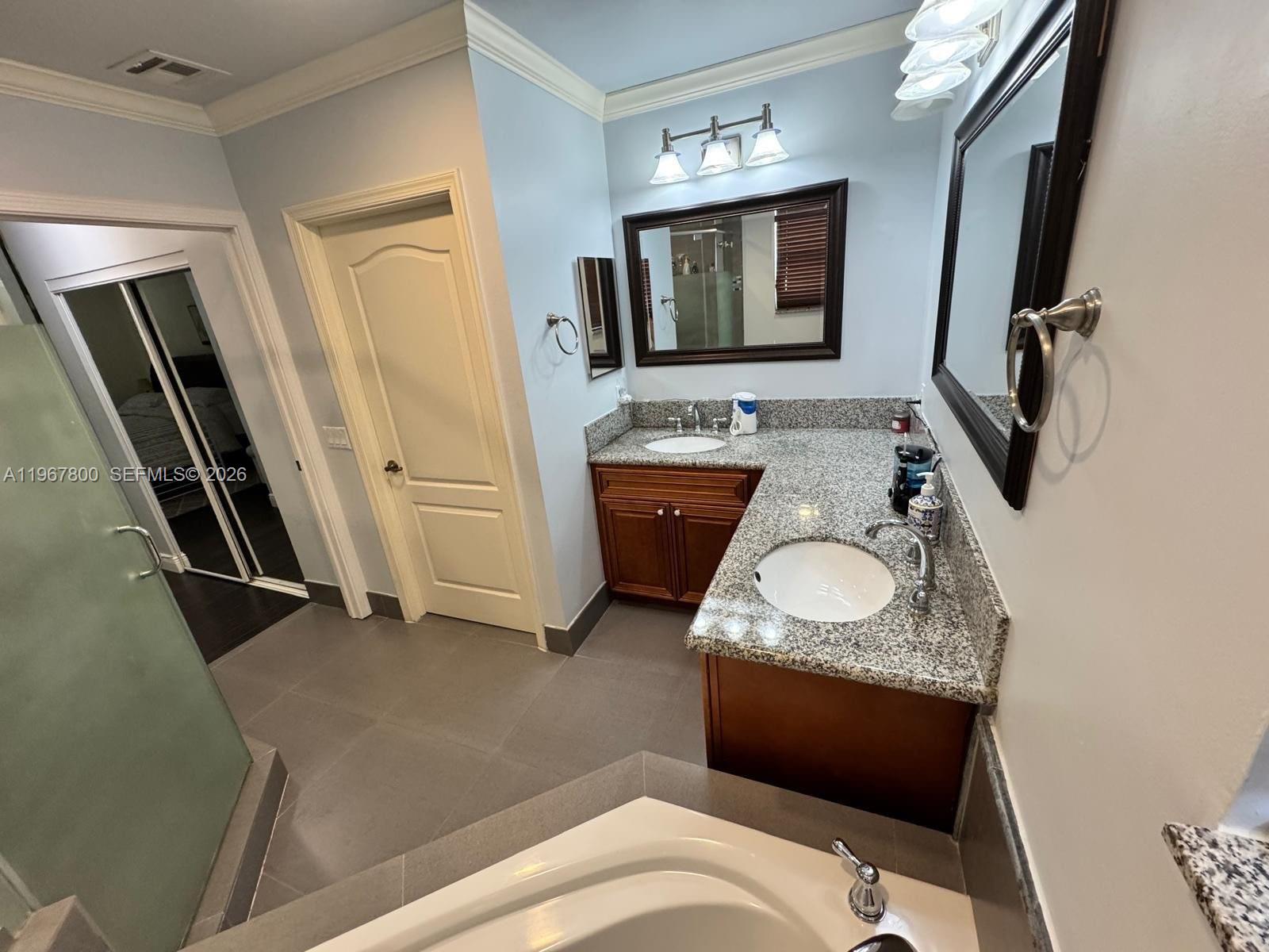 ENCANTADA FOR MORRISON HOM - Residential